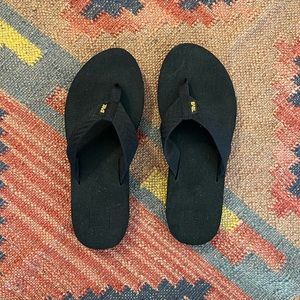 NWOT Teva Women's Mush II Flip-Flop Black